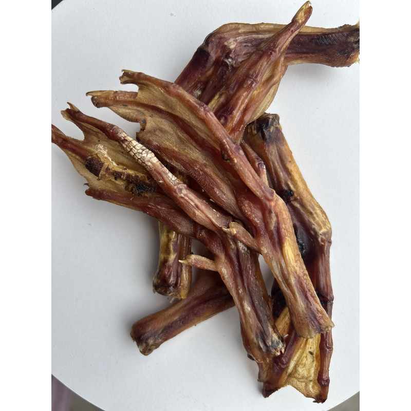 100 grams dehydrated duck feet